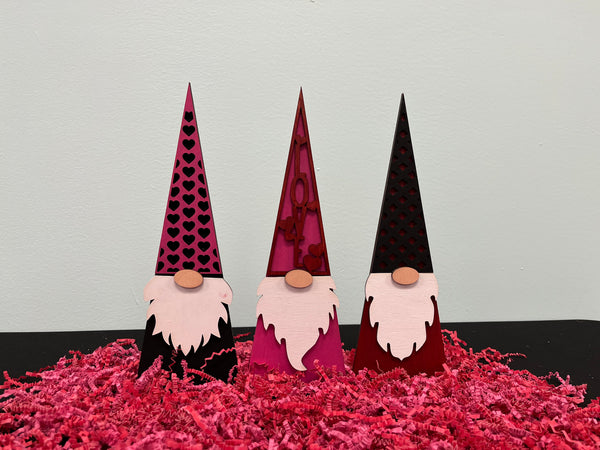 Gnome Valentine Shelf Sitters