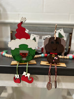 Dangling Legs Grinch and Max